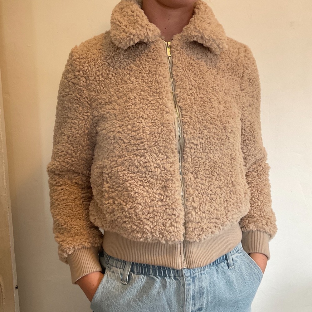 Superdown Teddy Coat Jacket Beige Brown Comfy Cozy Zipper Long Sleeve Small